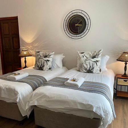 Bed and Breakfast Hoogeind Manor Сомерсет-Уэст Экстерьер фото