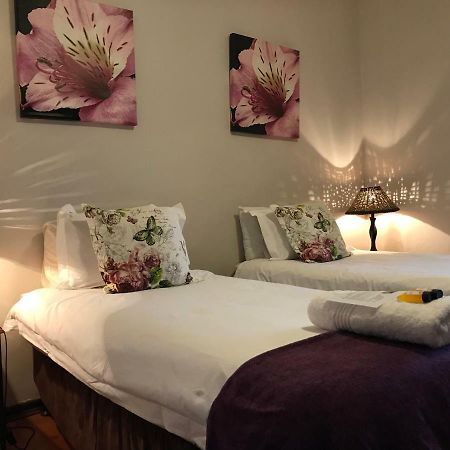 Bed and Breakfast Hoogeind Manor Сомерсет-Уэст Экстерьер фото