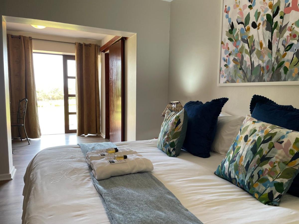 Bed and Breakfast Hoogeind Manor Сомерсет-Уэст Экстерьер фото