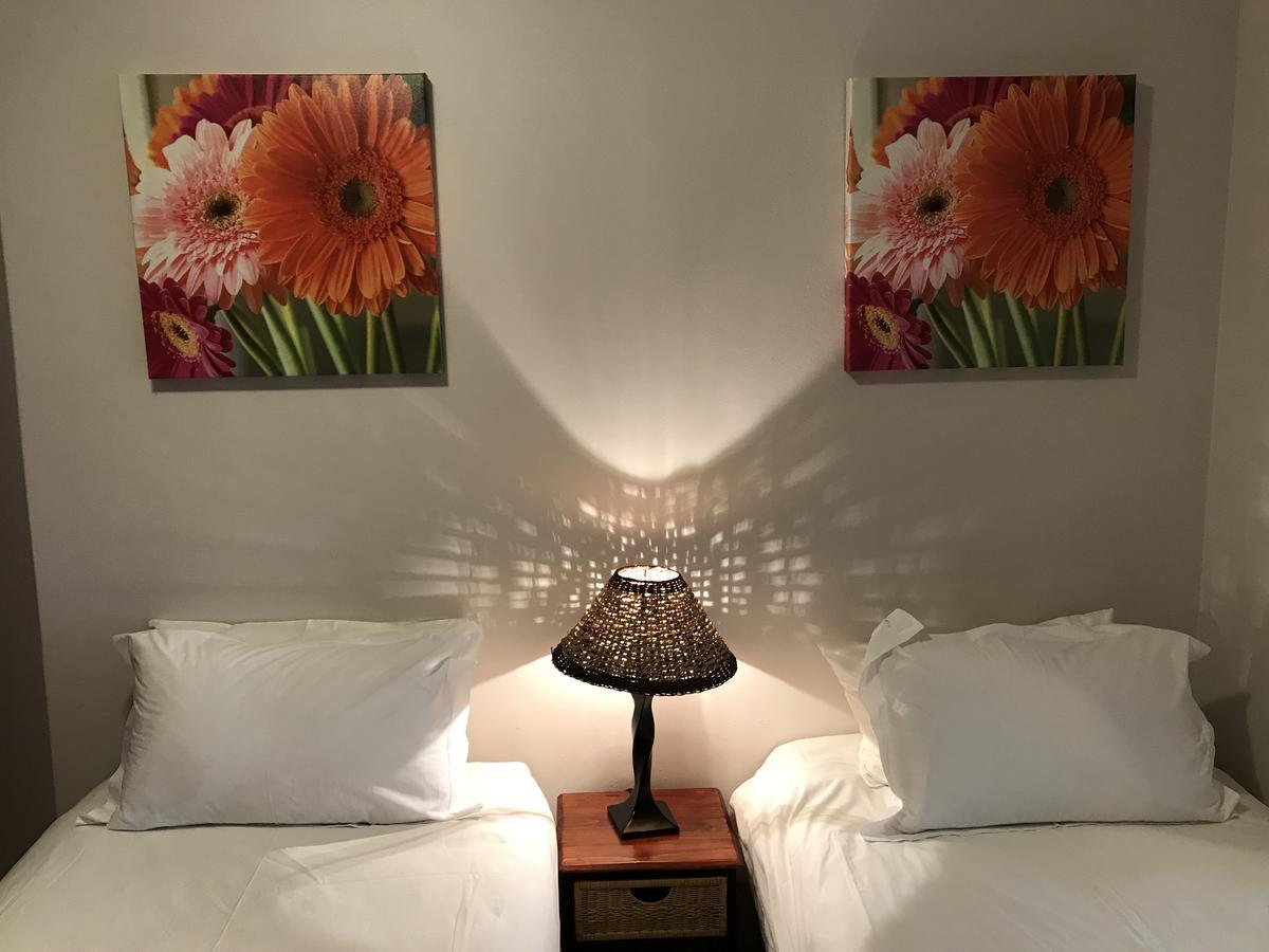 Bed and Breakfast Hoogeind Manor Сомерсет-Уэст Экстерьер фото